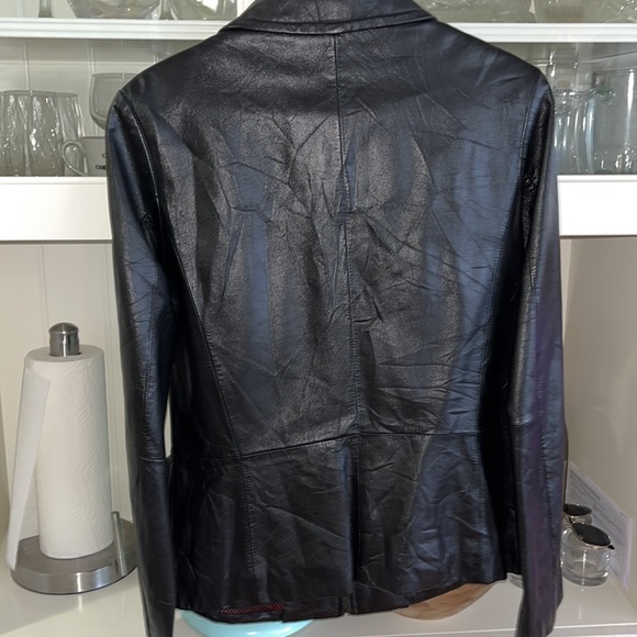 Danier leather Jacket - Picture 6 of 7